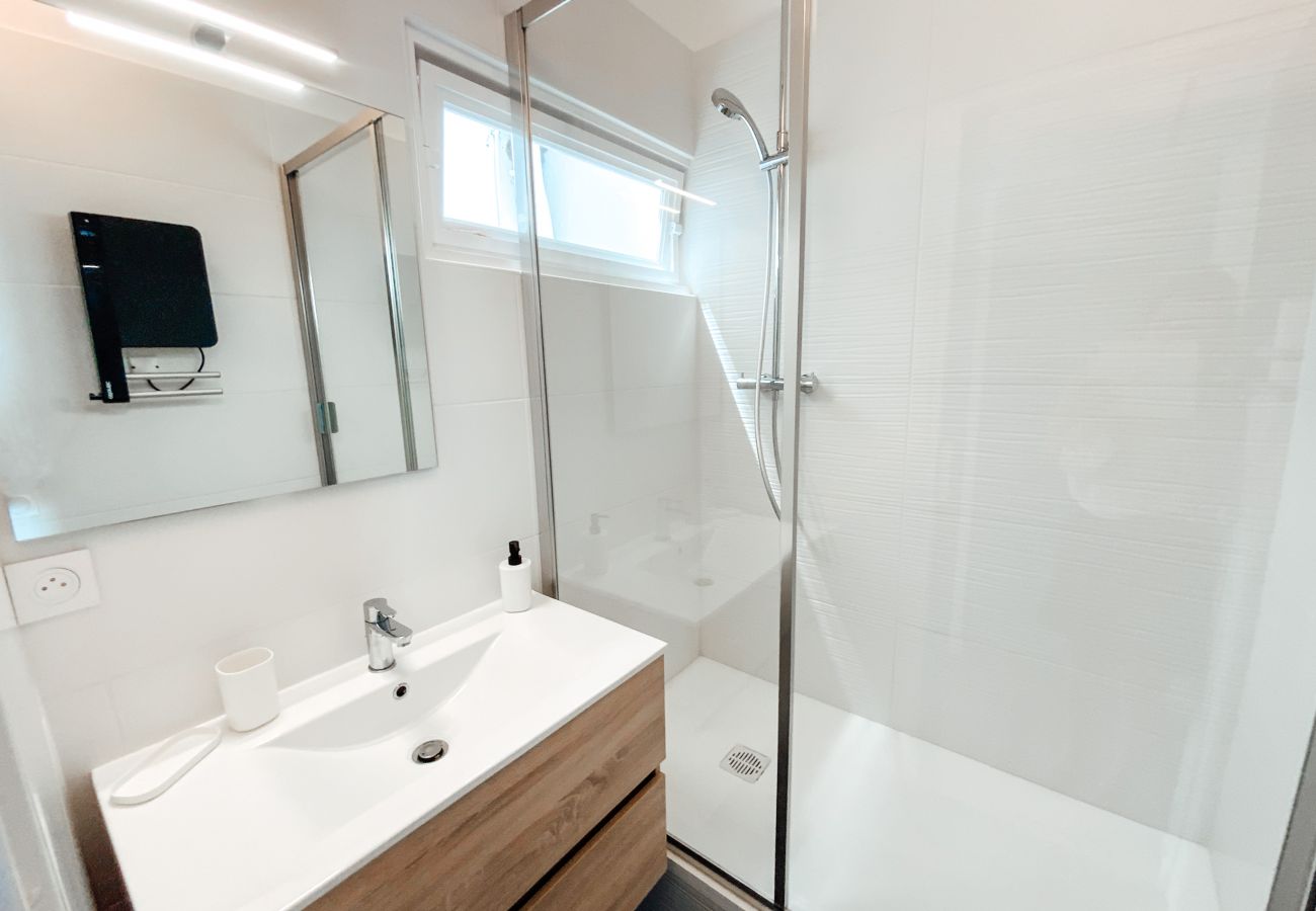 Appartement à Biarritz - ZORION- Perle Rare: 5 min Plage 🏖  & Centre