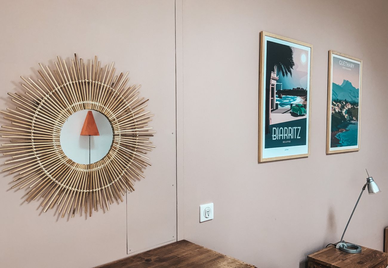 Appartement à Biarritz - OSABA- Superbe T3 Proche Plage & Terrasse🌊