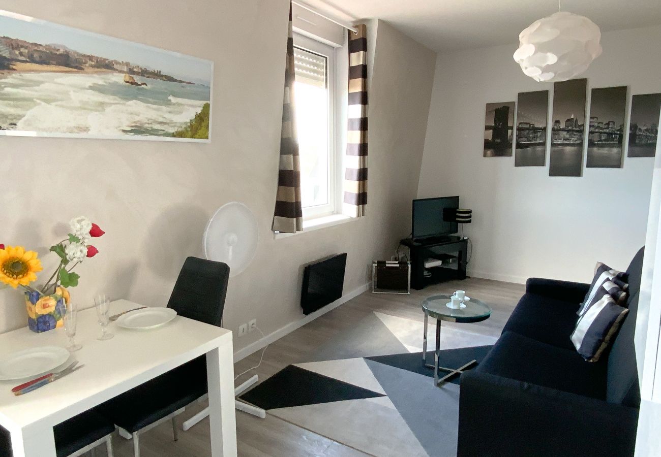 Appartement à Biarritz - ZERUA Studio avec Vue plein centre 4 pers
